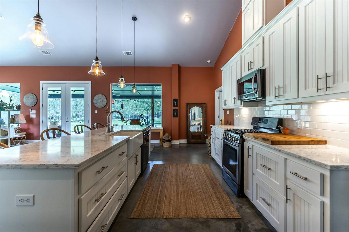 4082 Old Colony Line Rd — photo 4