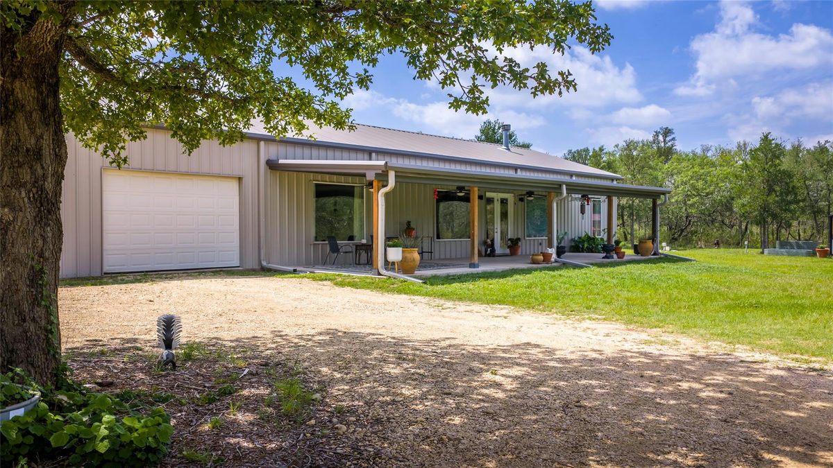 4082 Old Colony Line Rd — exterior