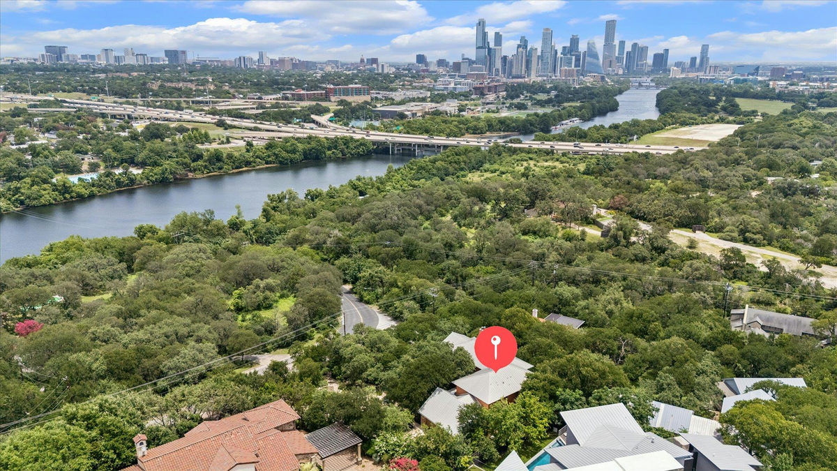 2501 Stratford Dr — photo 3