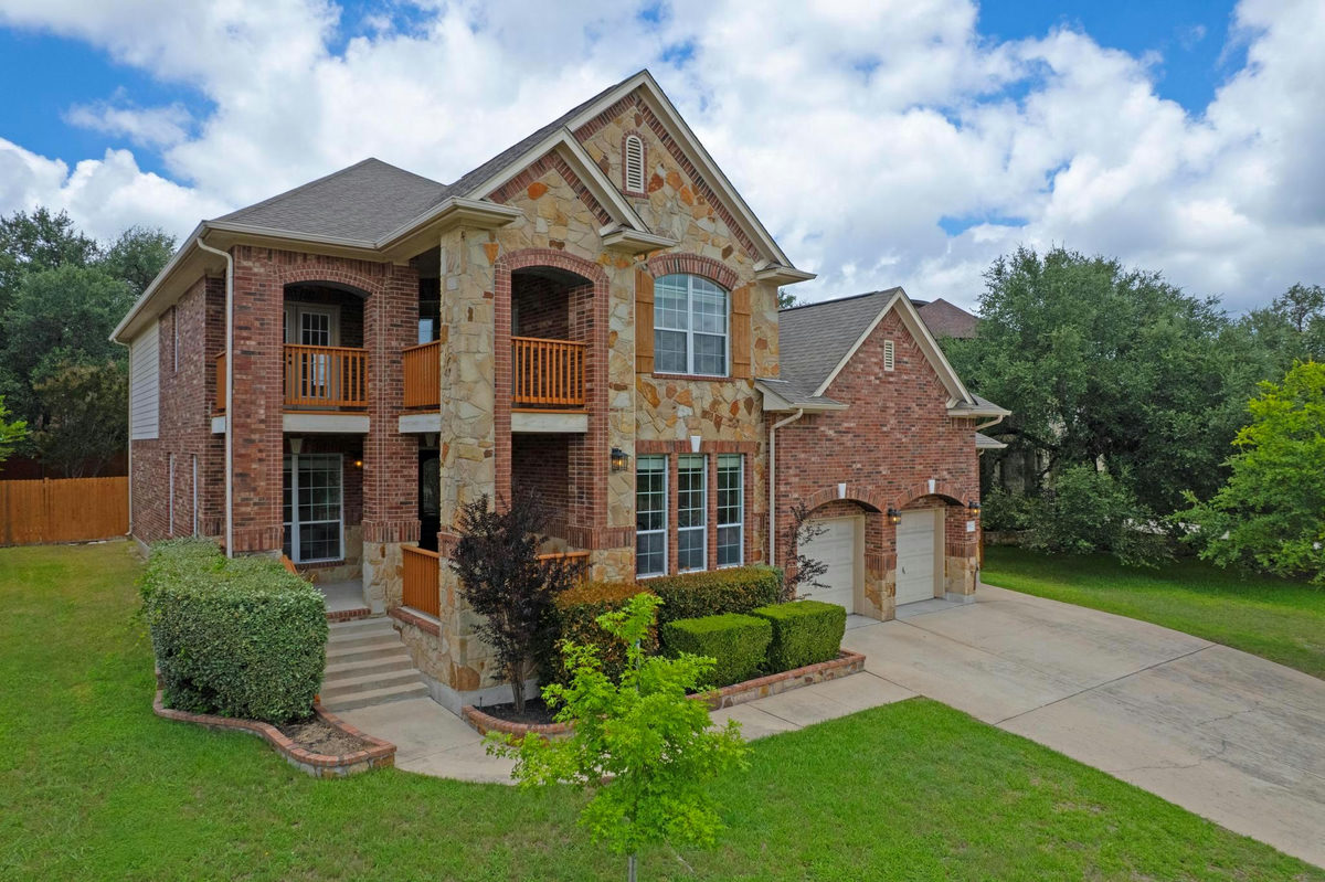 9812 Whitley Bay Dr — exterior