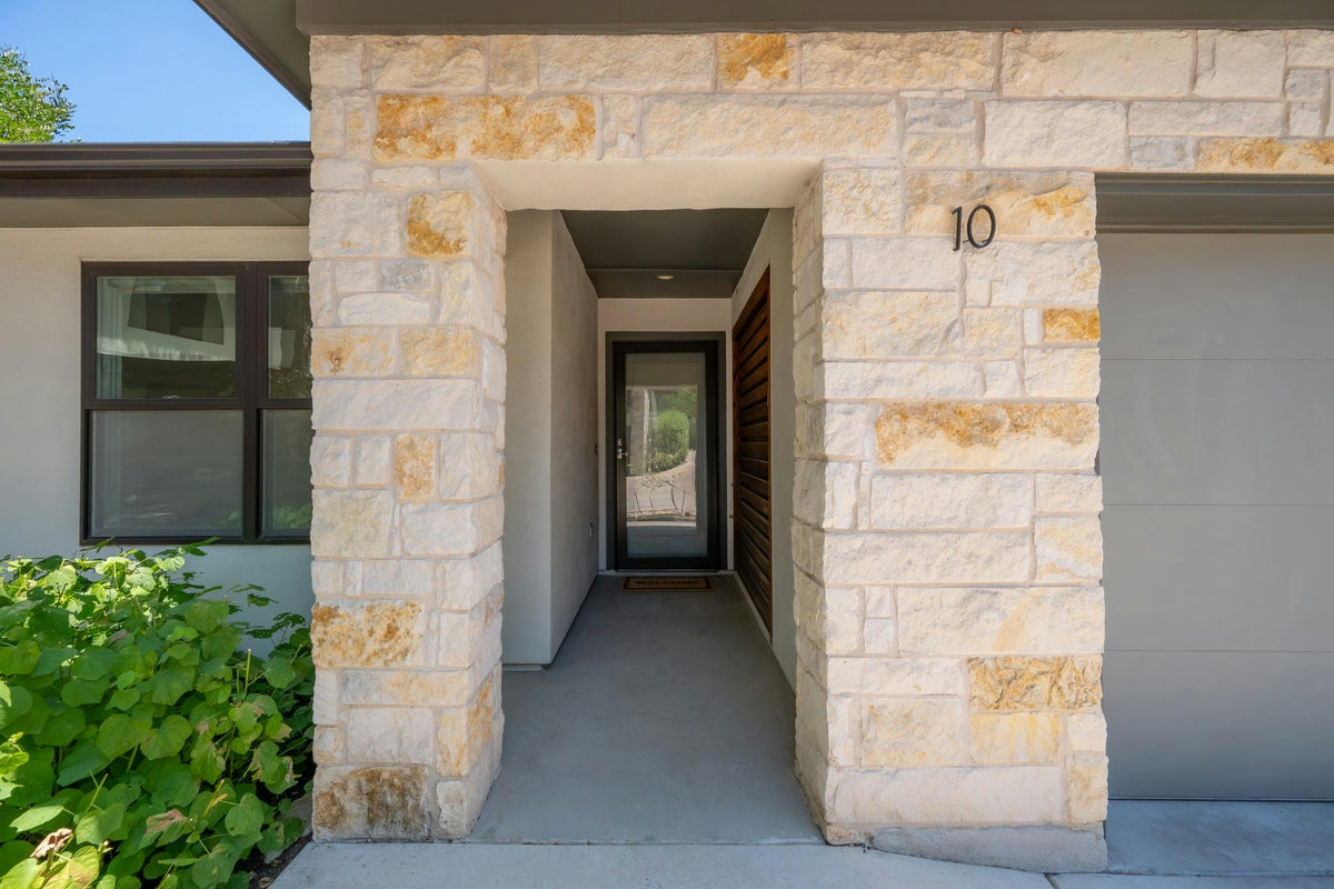1303 Azie Morton Rd #10 — photo 4