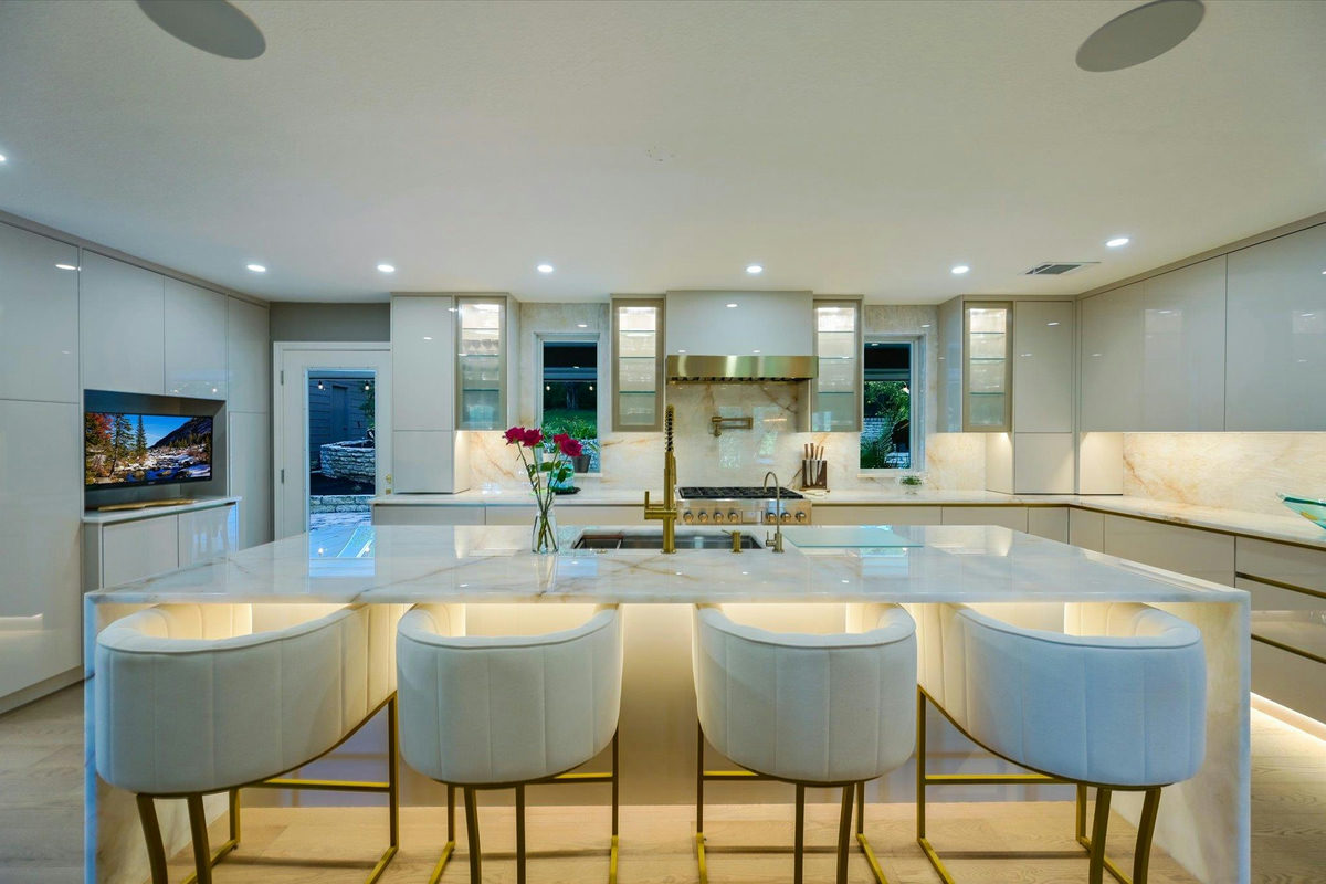 8310 Long Canyon Dr — photo 4