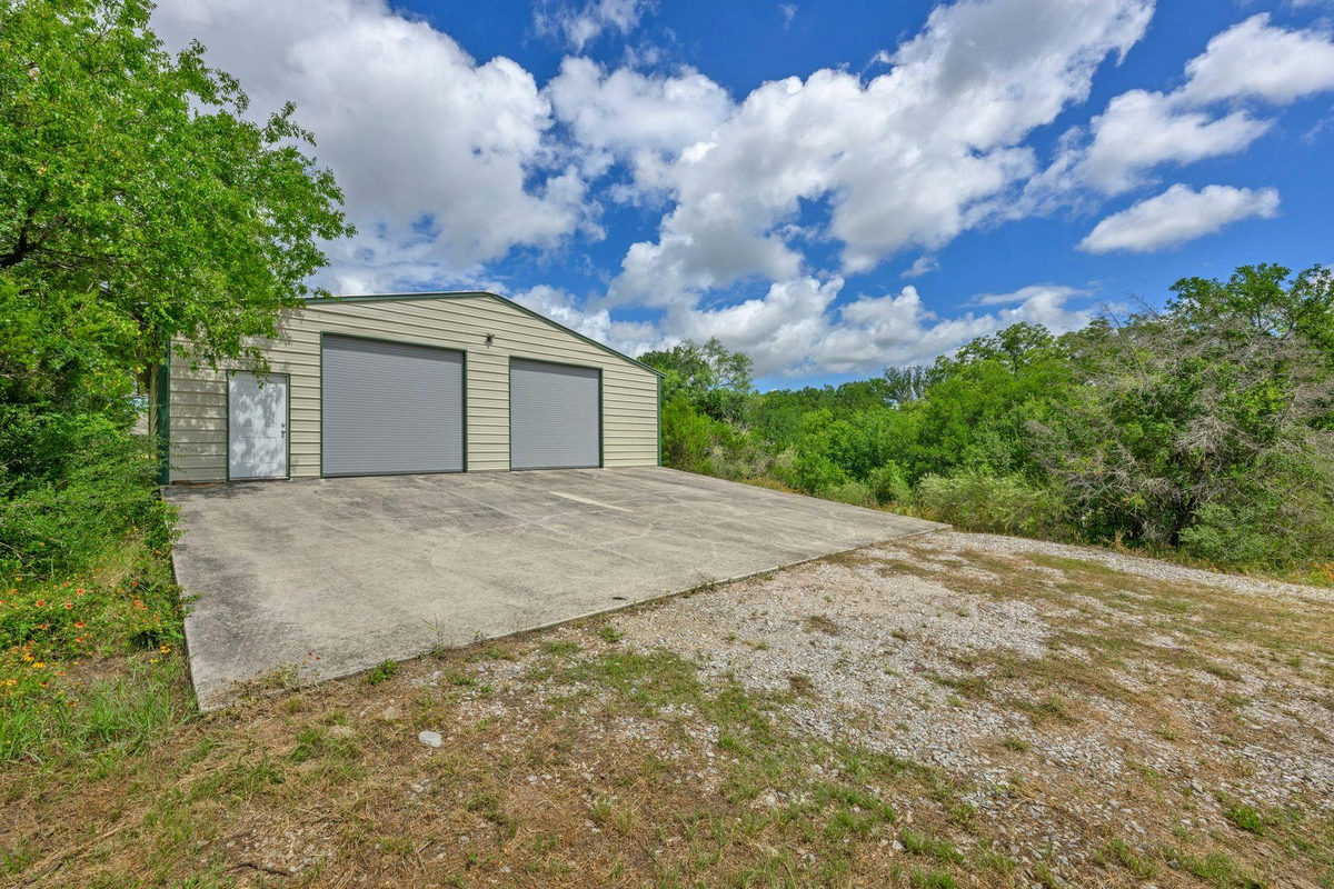 4810 and 4900 County Road 404 — photo 3