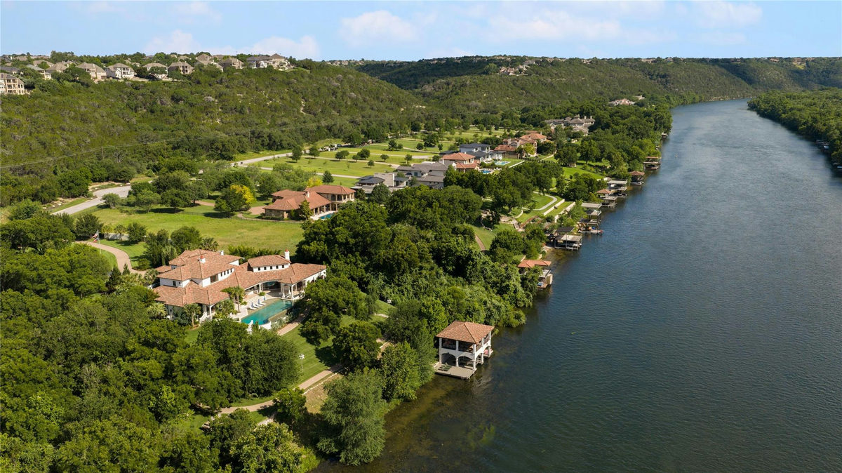 14500 Flat Top Ranch Rd — exterior
