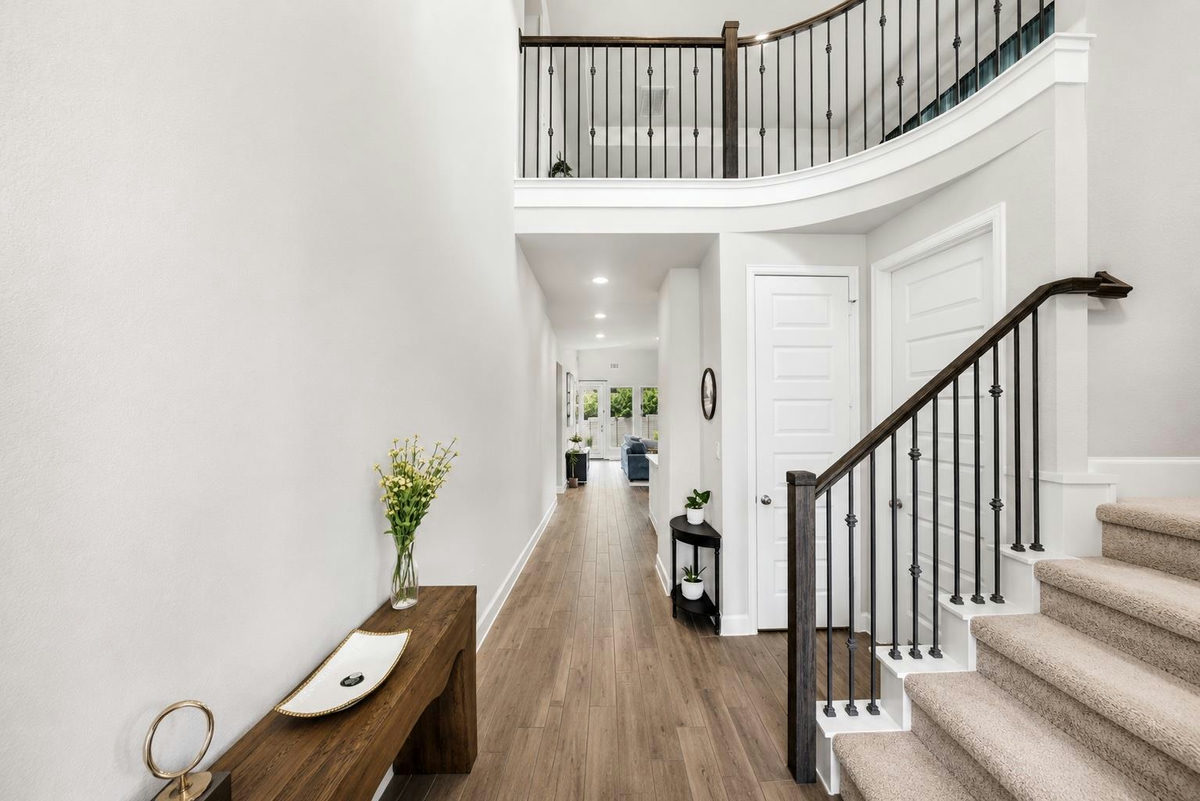 200 Ashmore Ln — photo 4