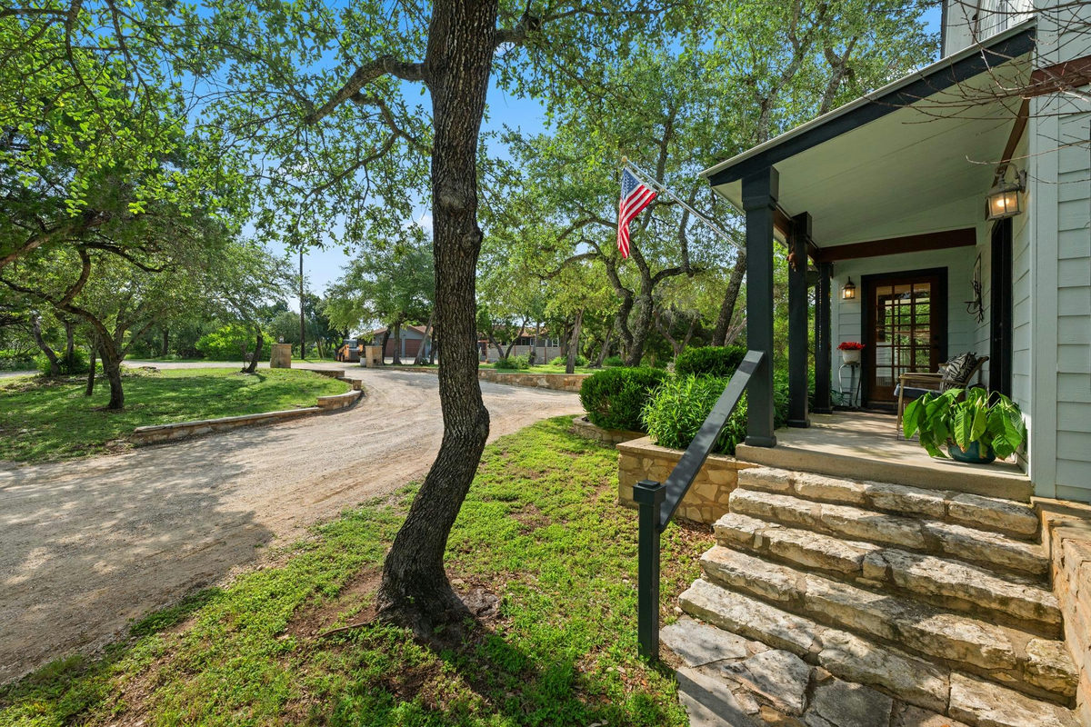 12932 Nutty Brown Rd — photo 4