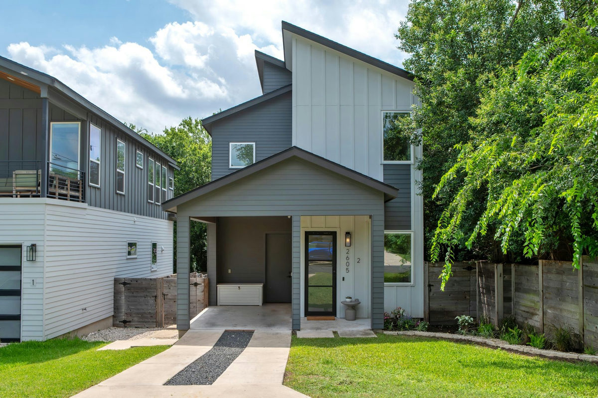 2605 S 2nd St #2 — exterior