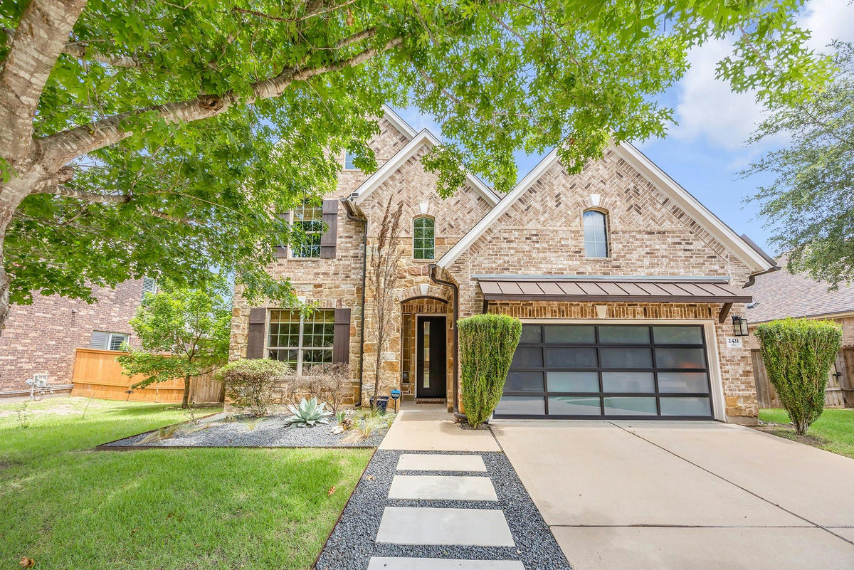 2421 Turtle Mountain Bnd — photo 3