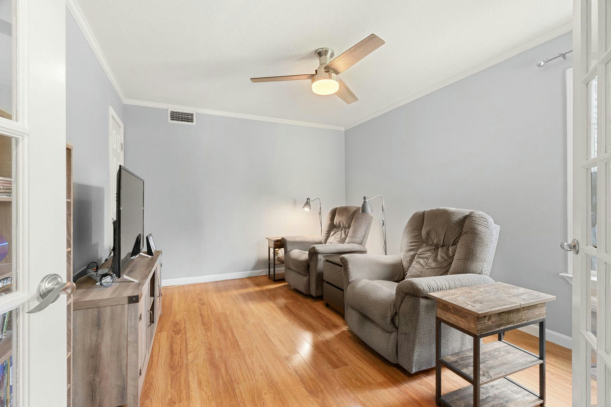7906 Keneshaw Dr — photo 5