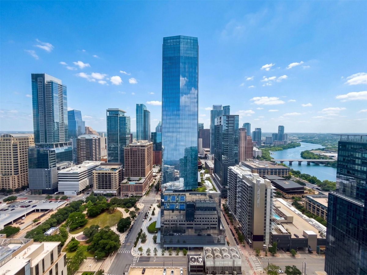 360 Nueces St #3609 — exterior