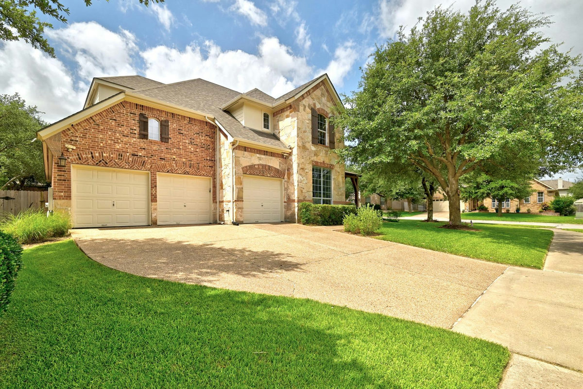 1385 Pine Forest Cir — photo 4