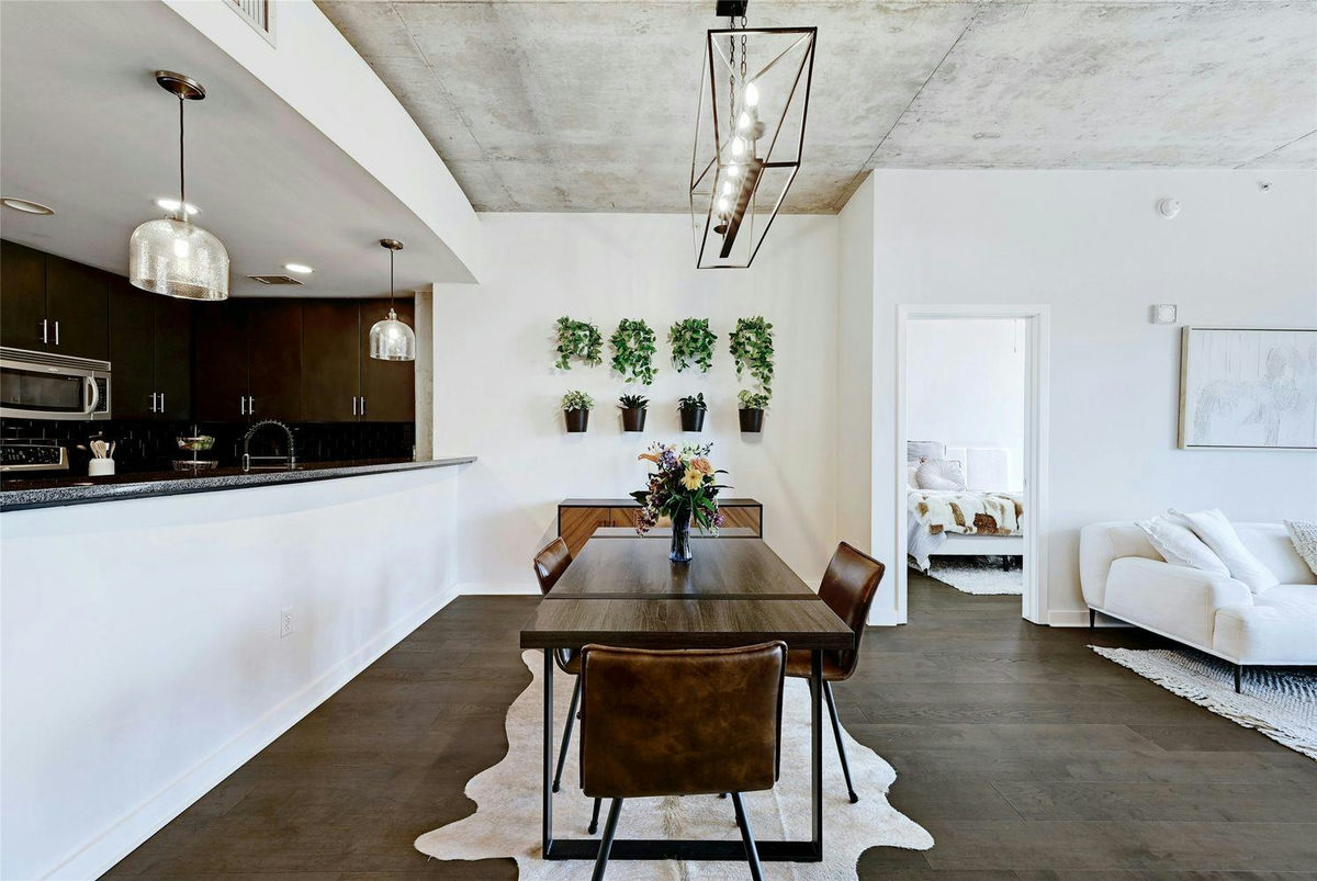 360 Nueces St #1809 — photo 5