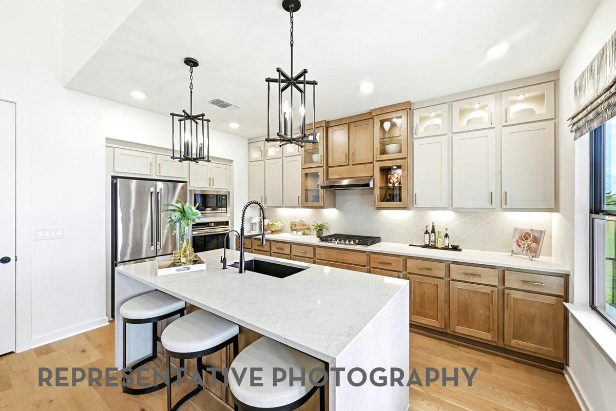 1475 Cypress Paul St — photo 2