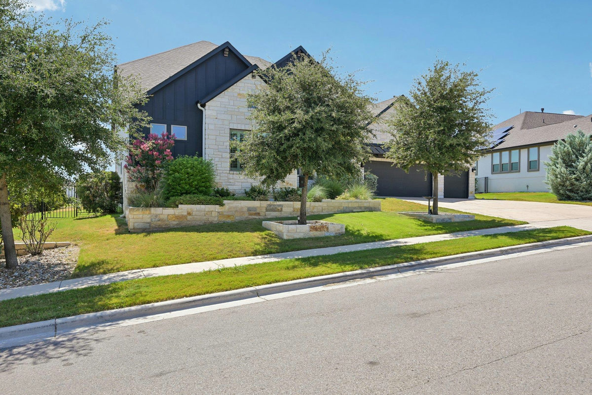 2029 Murano Ln — photo 2