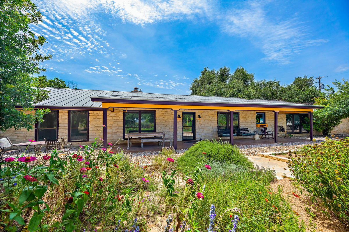 501 Liberty Dr — exterior