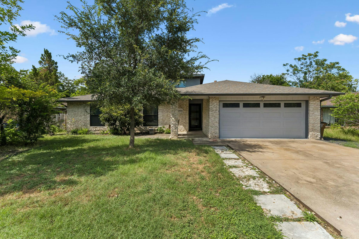 1501 Quail Crest Dr — exterior