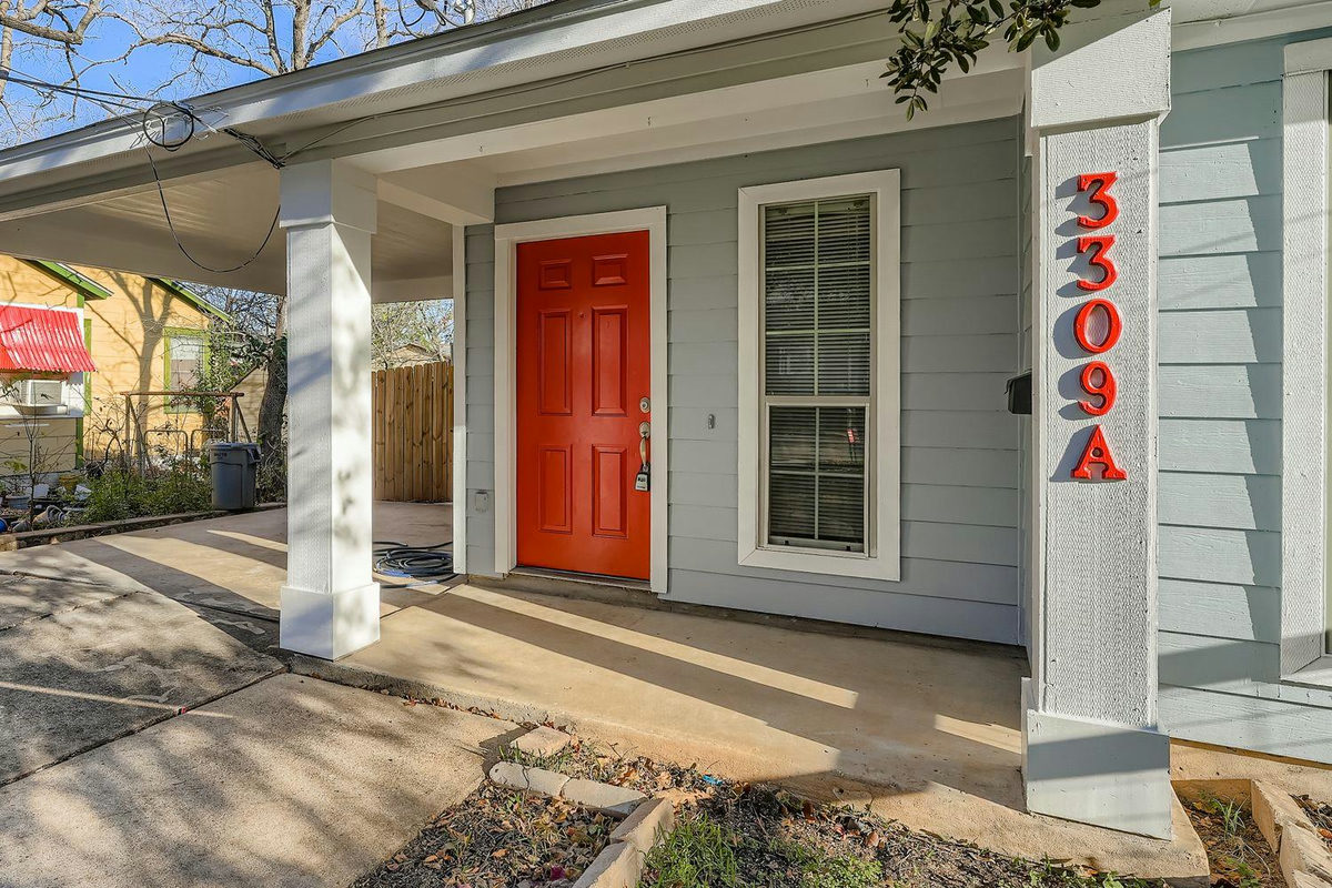 3309 Robinson Ave — photo 2