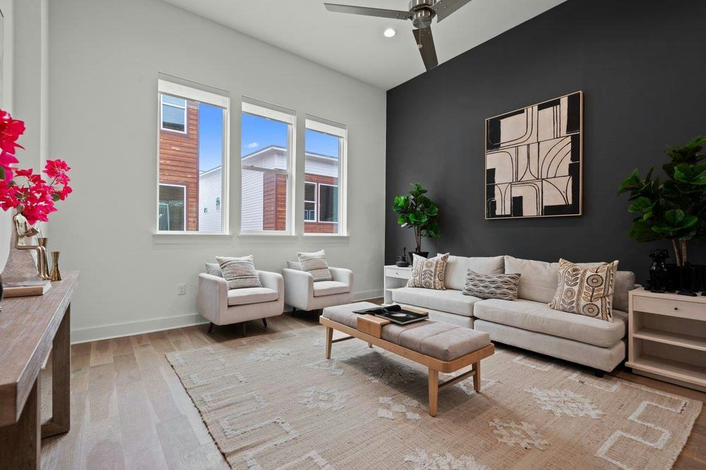 2505 Bluebonnet Ave #4 — photo 3