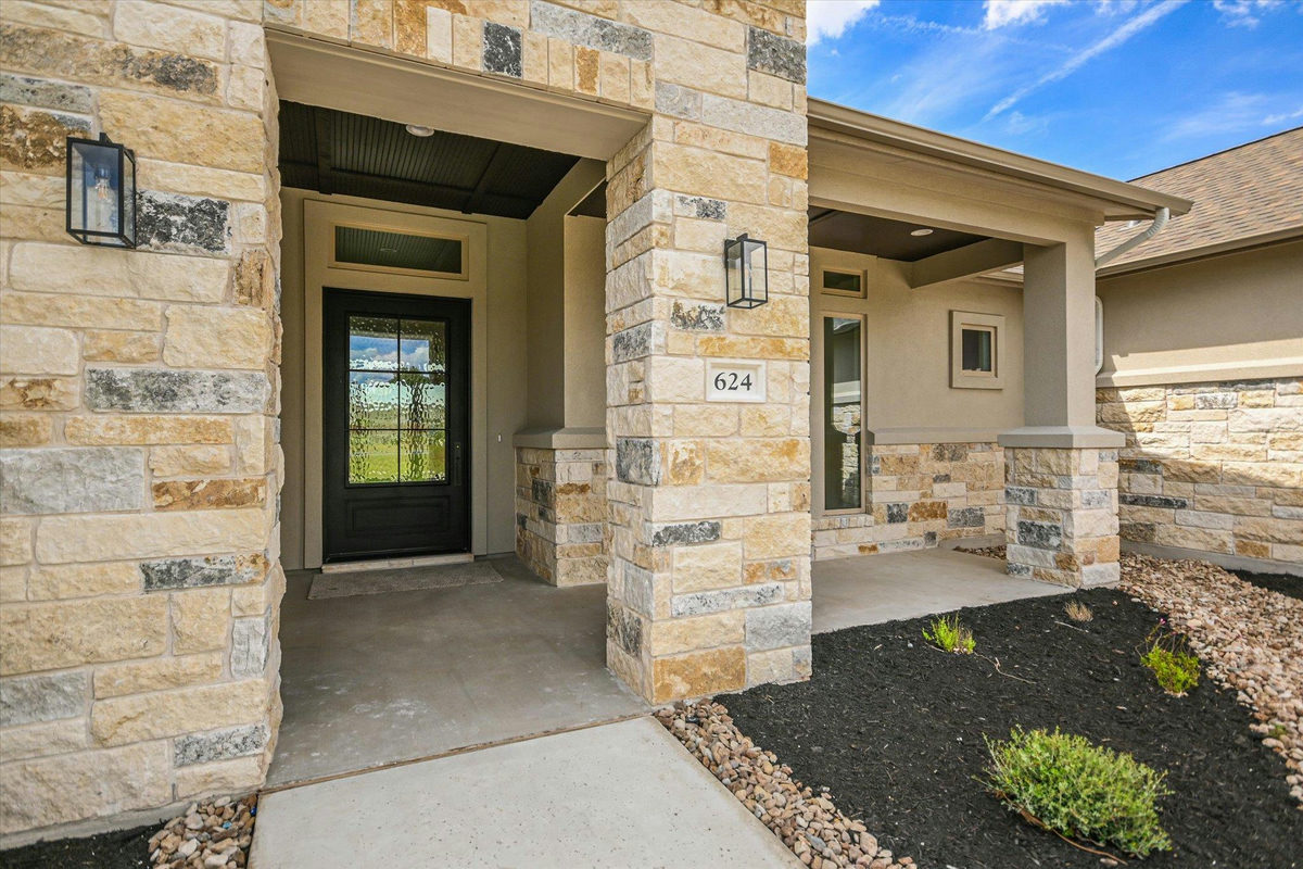 624 Harrison Matthew Ln — photo 4