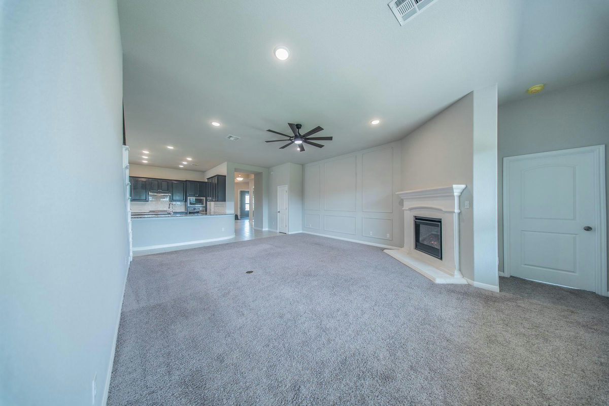 533 Founders Rdg — photo 4