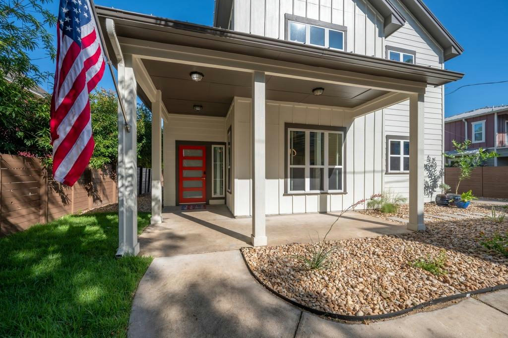 3129 Govalle Ave — exterior