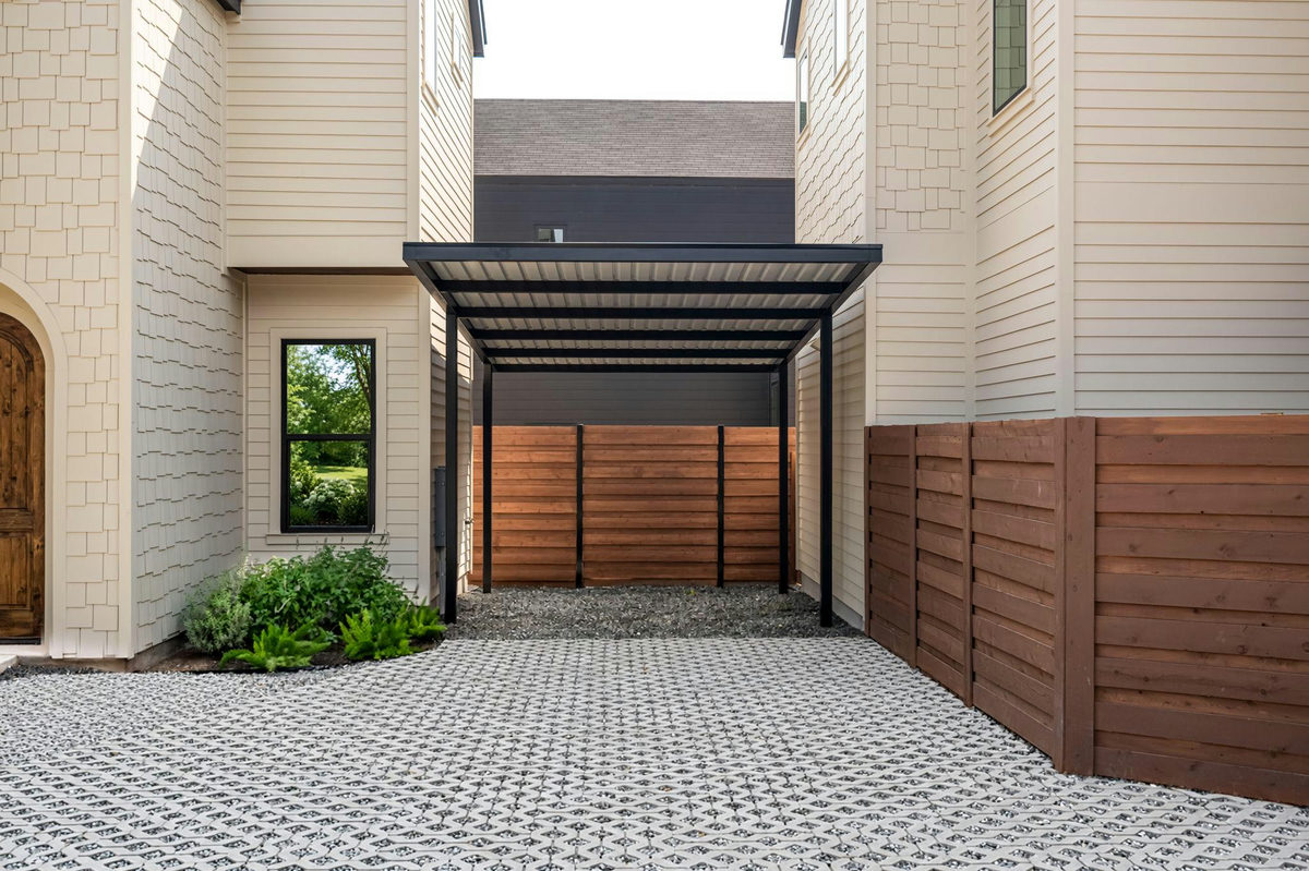 4415 Gillis St #2 — photo 3