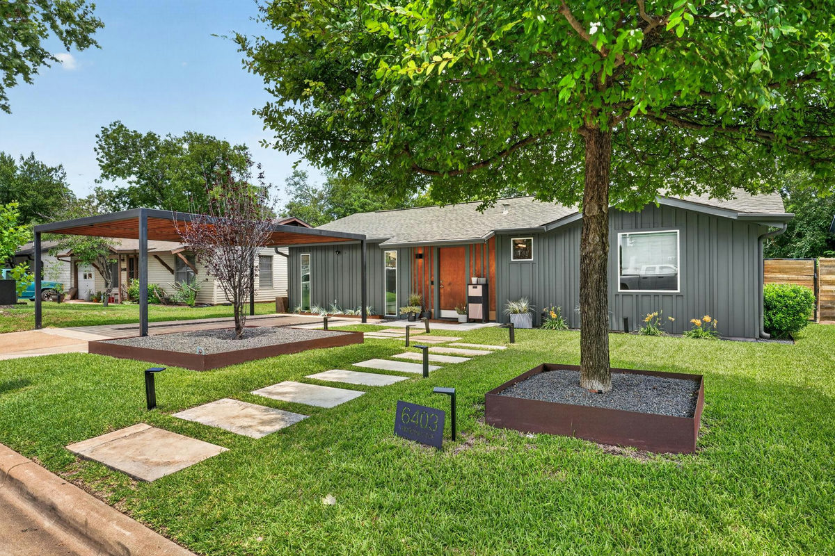 6403 Hickman Ave — exterior