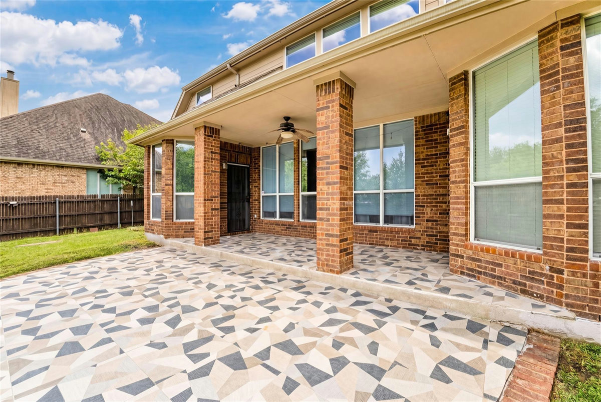 2260 Fernspring Dr — photo 2