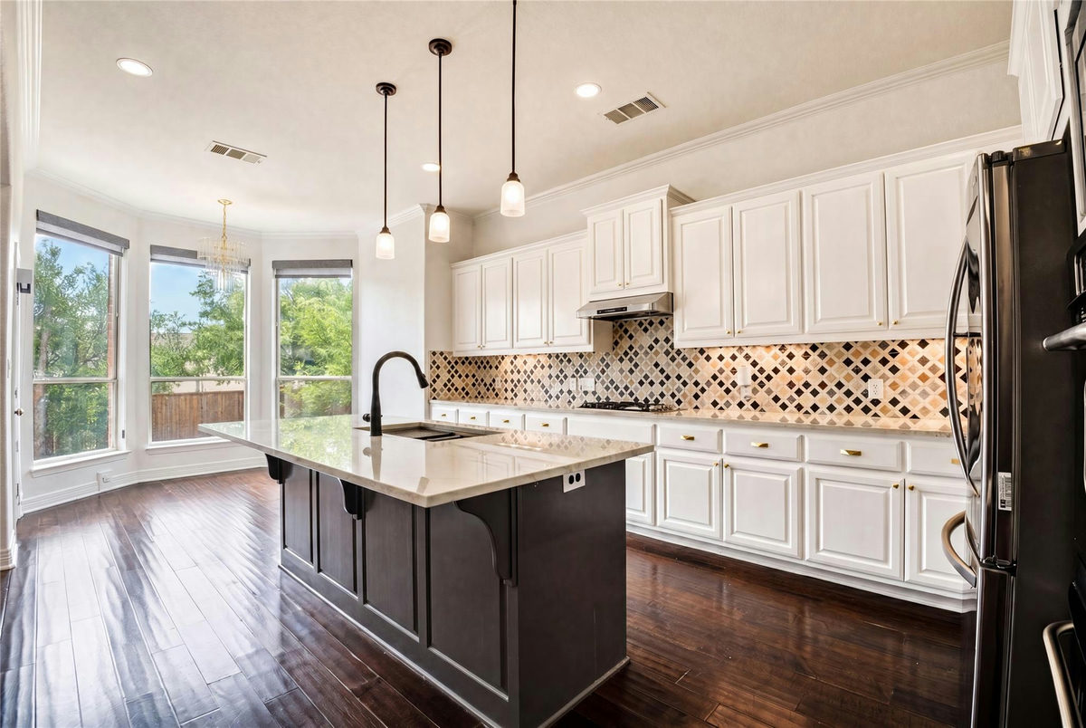 2260 Fernspring Dr — exterior
