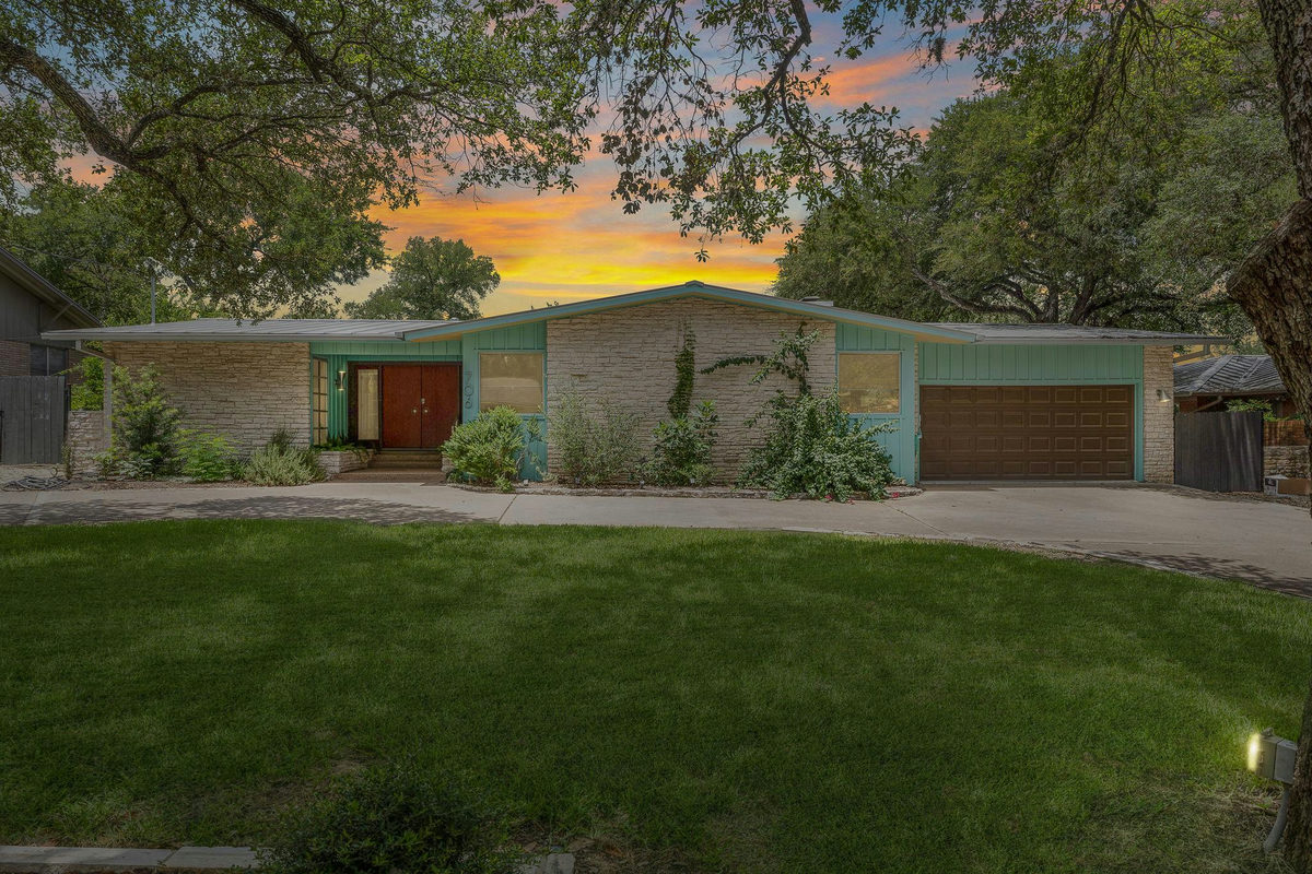 706 Barton Blvd — exterior