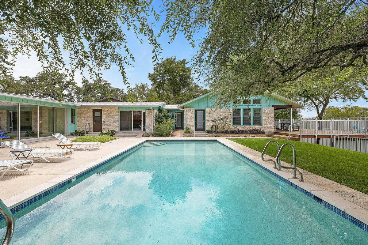 706 Barton Blvd — photo 3