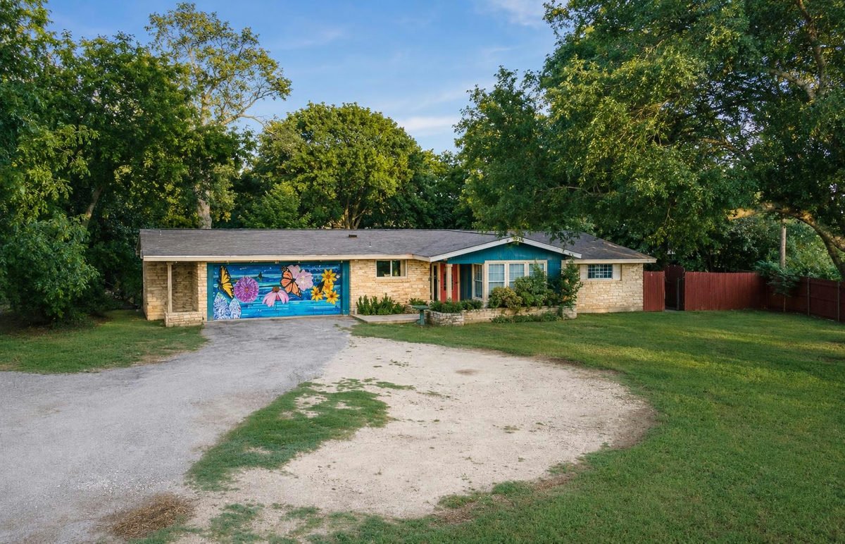 10817 Old San Antonio Rd — photo 2