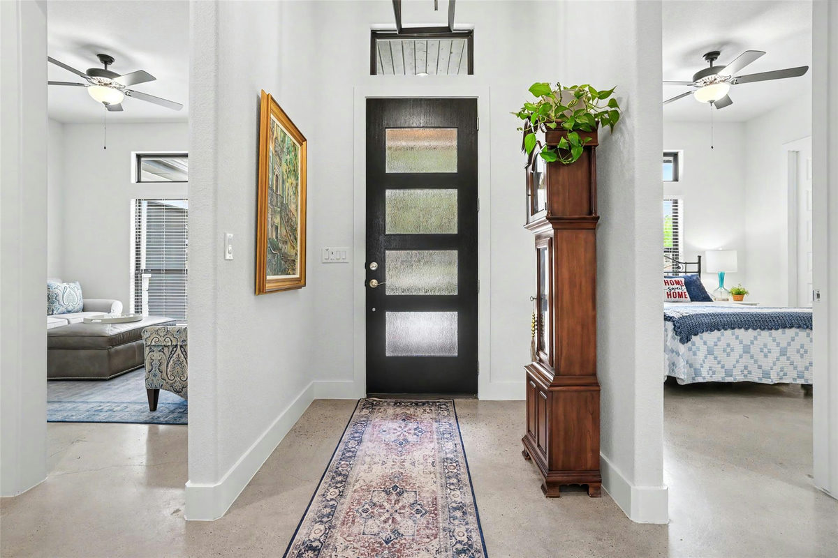 705 Pheasant Mdw — photo 5