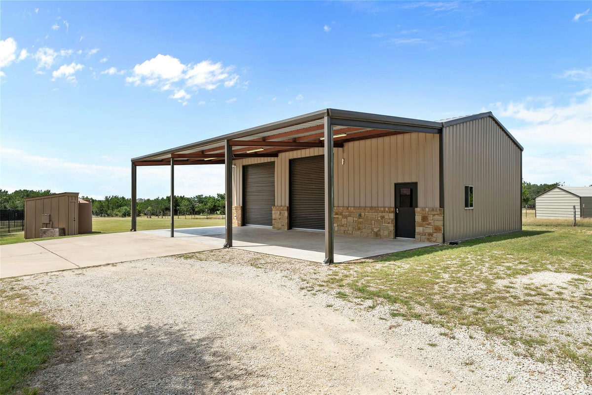149 Sunrise Cir — photo 2