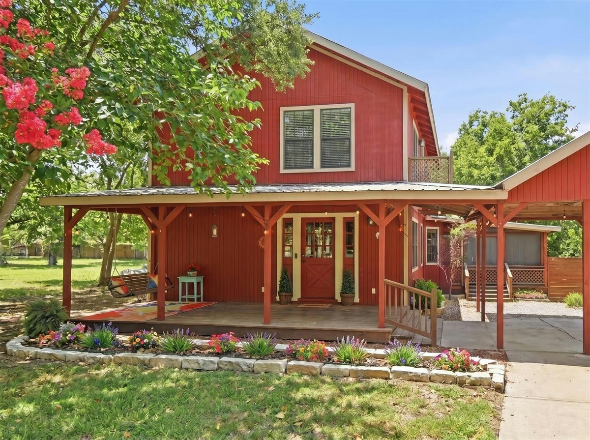 2706 Palomino Dr — exterior