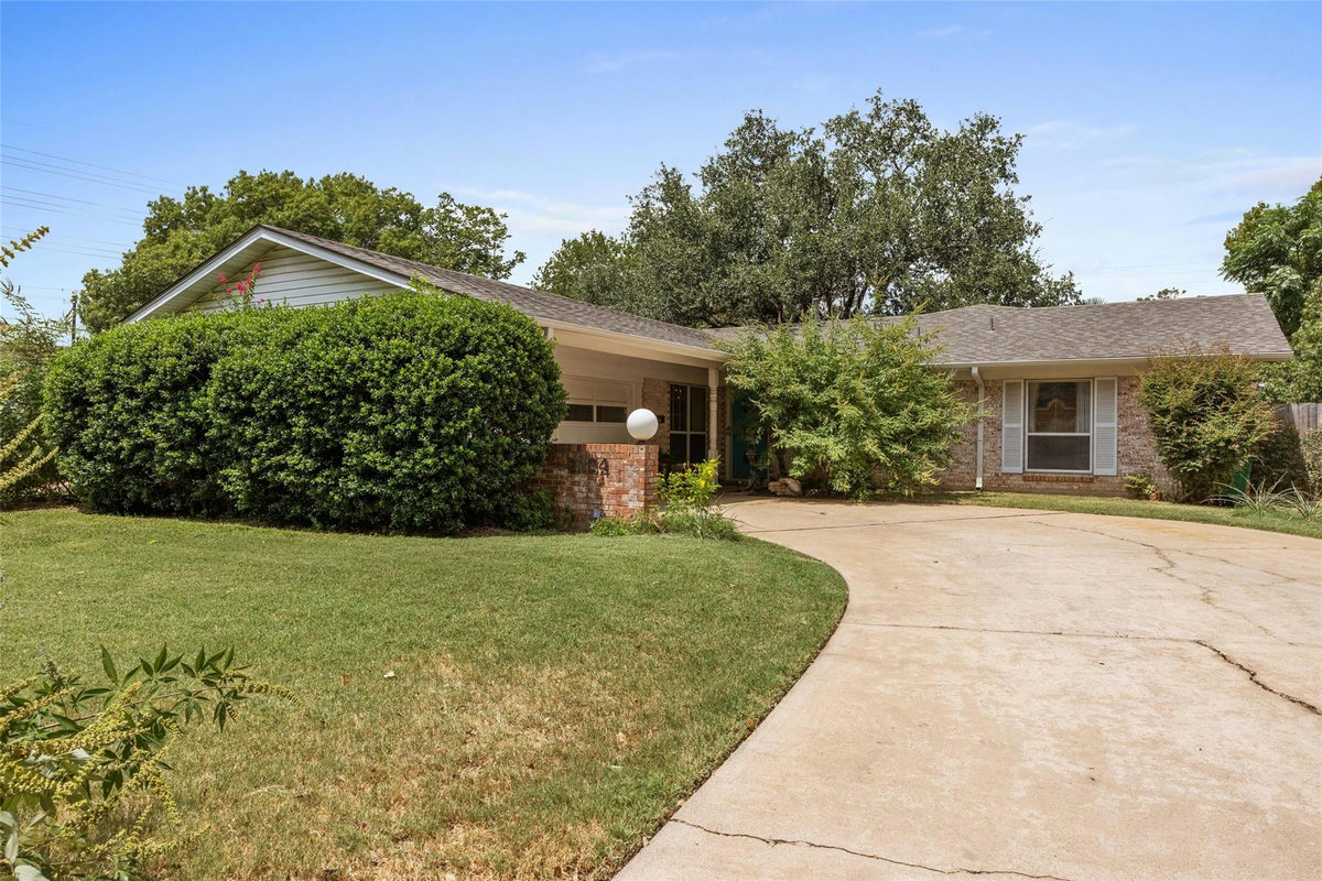 3304 Whitepine Dr — photo 3