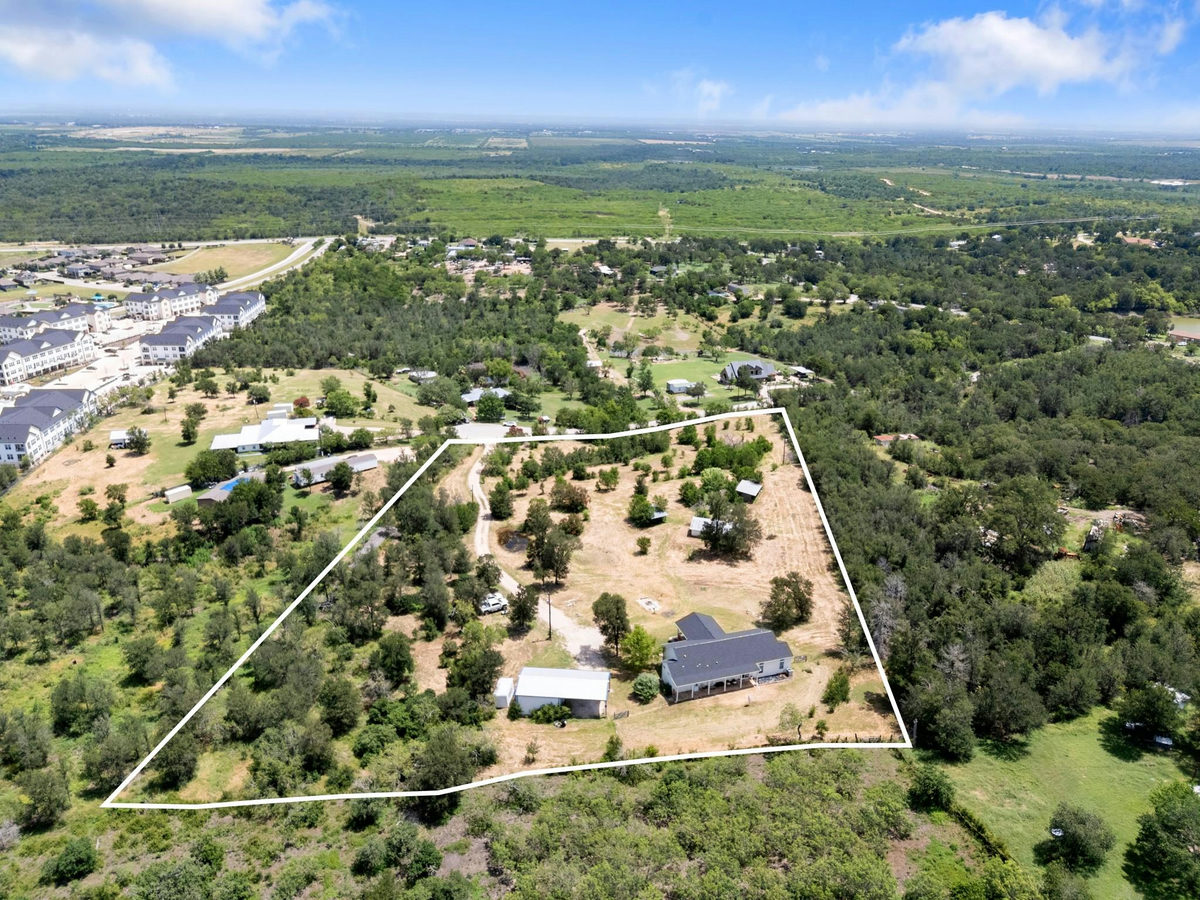 15701 Forest Glen Cv — photo 3