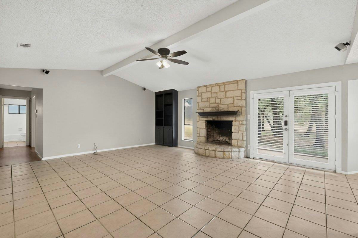 1002 Adventure Ln — photo 5