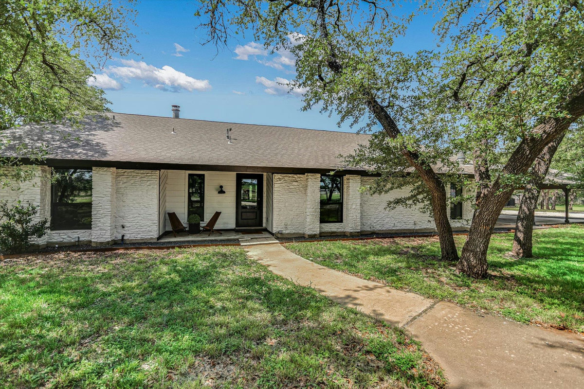 4717 Sam Bass Rd — exterior
