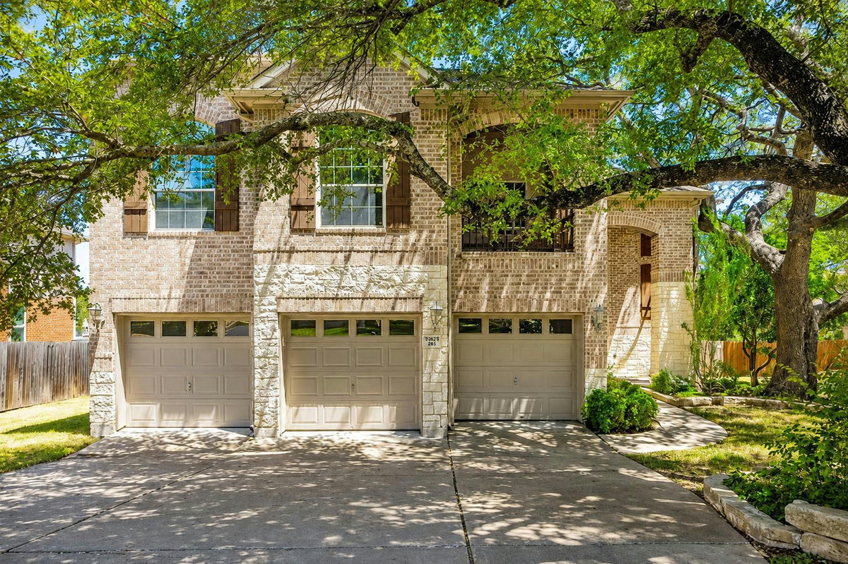 9905 Whitley Bay Dr — exterior