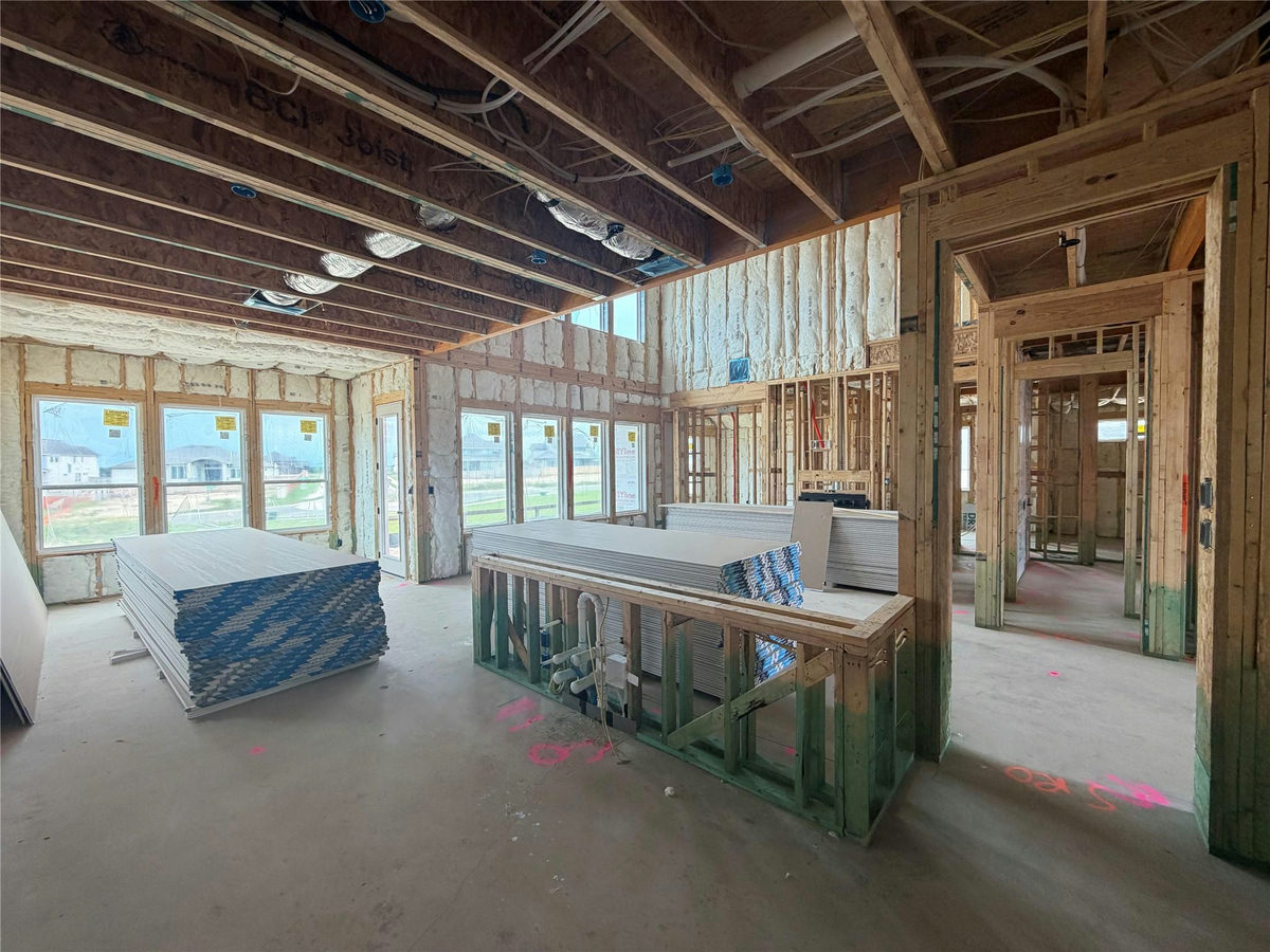 100 Uphill Dr — photo 4