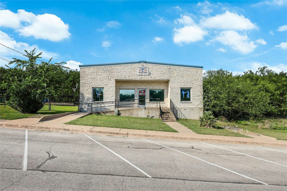 20615 Dawn Dr — exterior