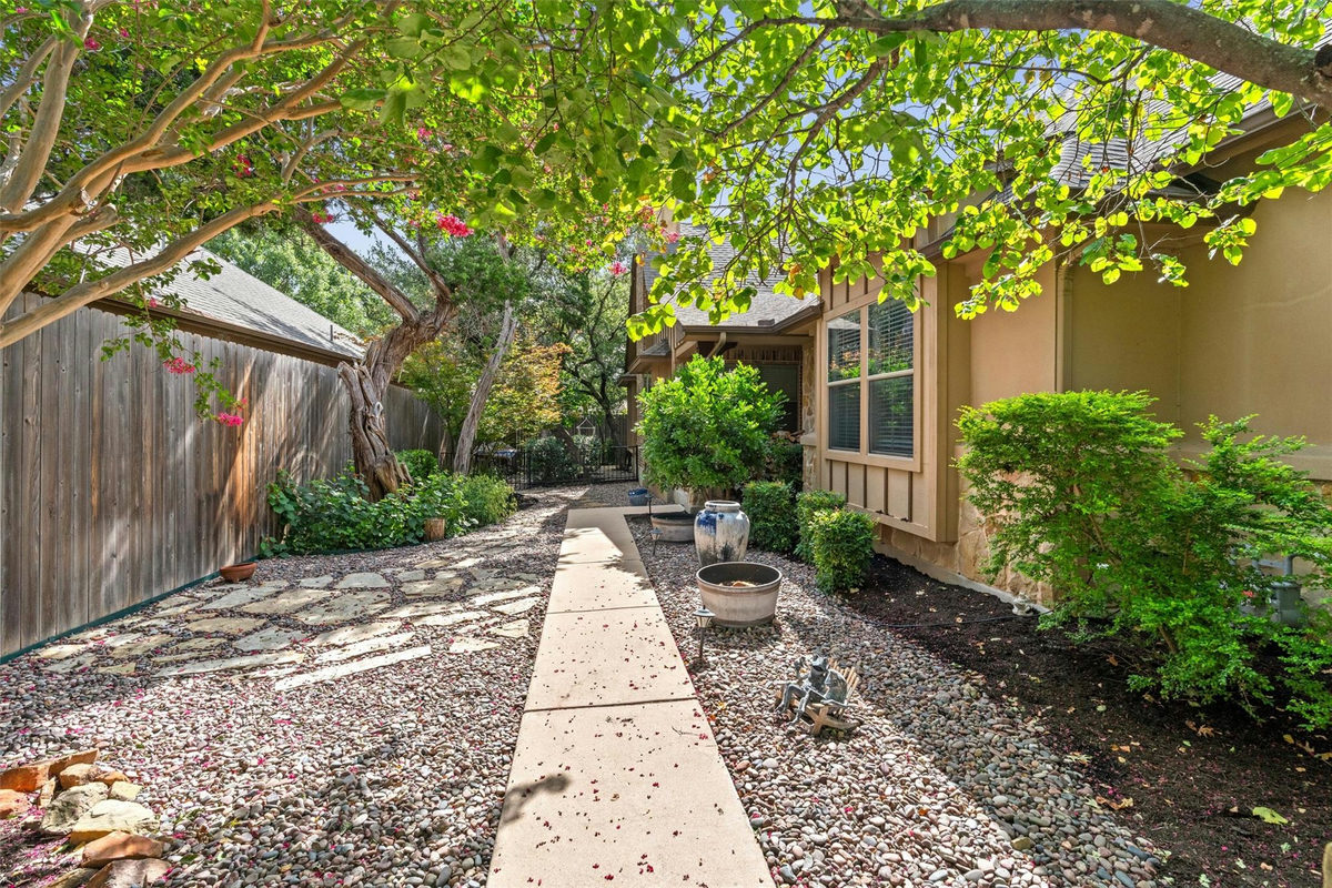 504 S Gadwall Ln — photo 3
