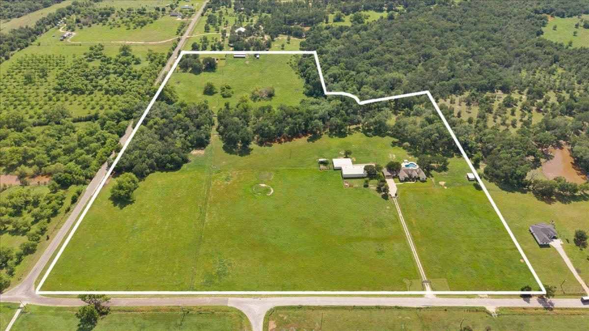 4140 County Road 467 — photo 2