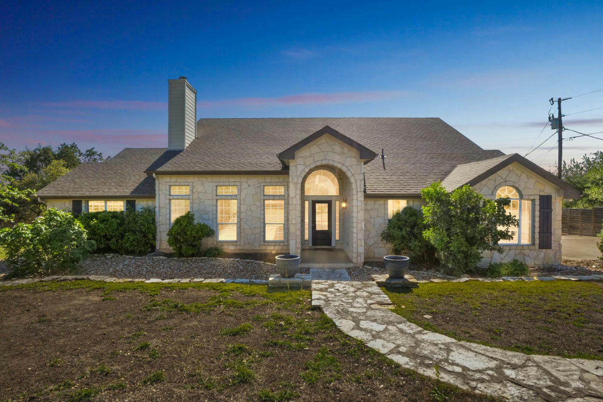 13624 Trautwein Rd — exterior