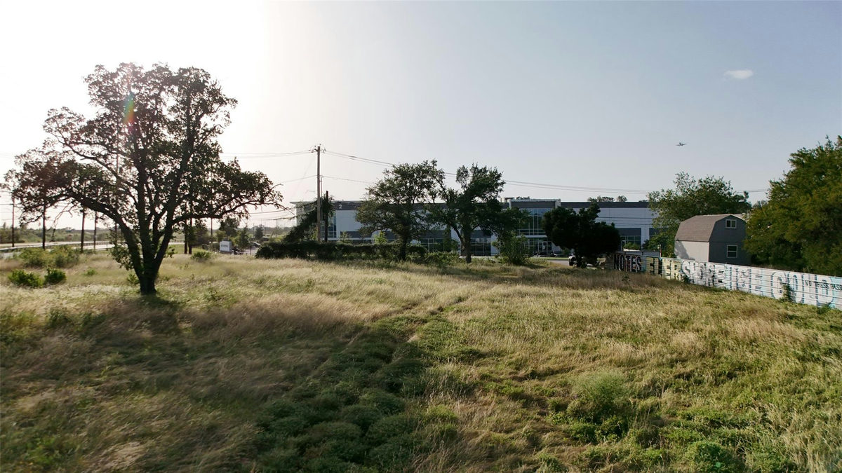 0 Bastrop Hwy — photo 2