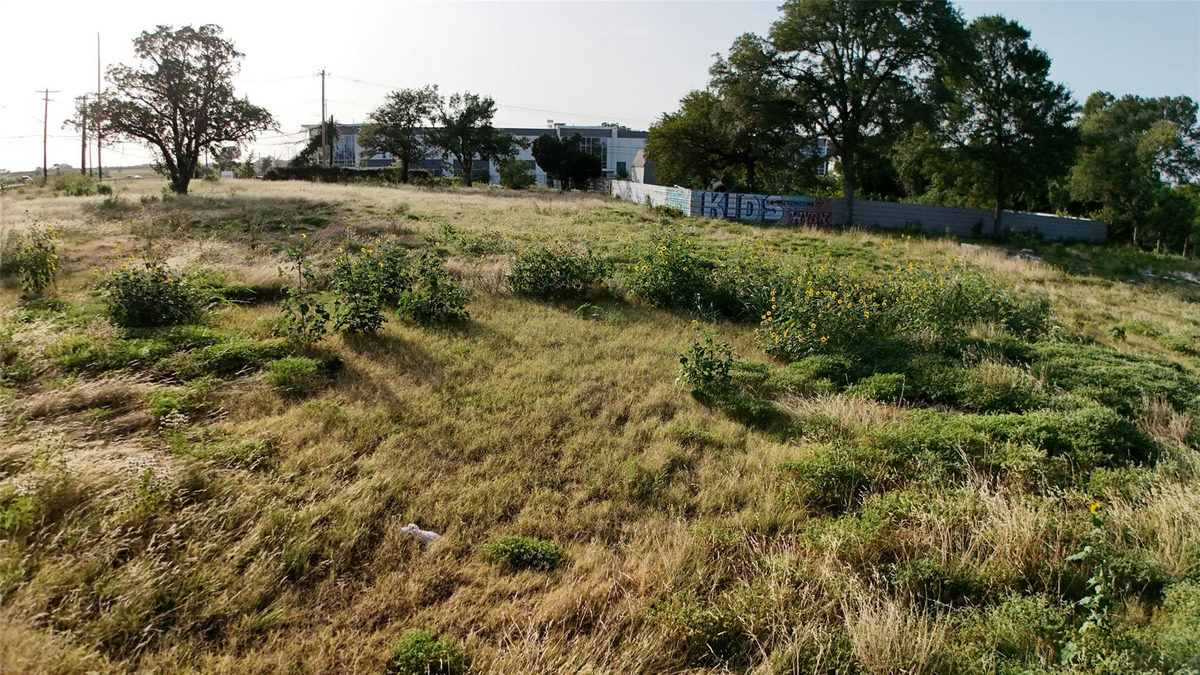 0 Bastrop Hwy — photo 3