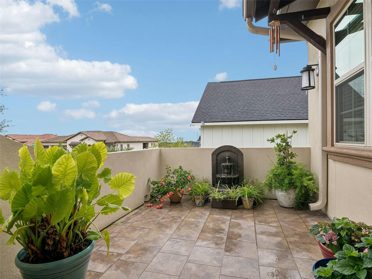 125 Waving Muhly Dr — photo 4