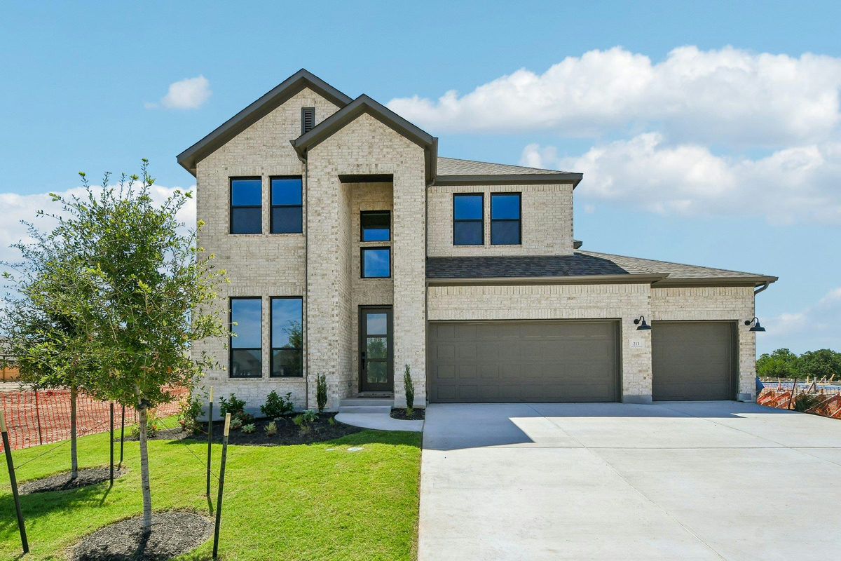 213 Borrego Bnd — exterior