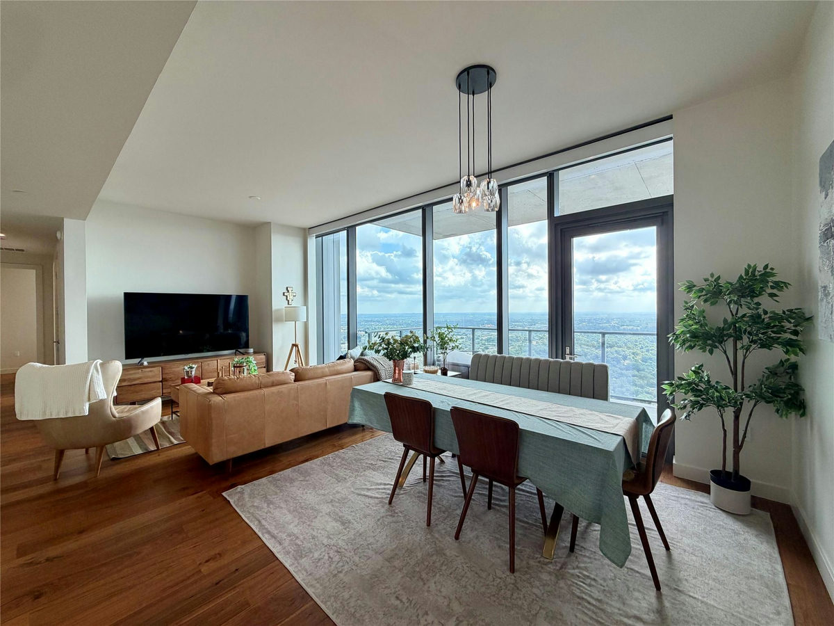 44 East Ave #4305 — exterior